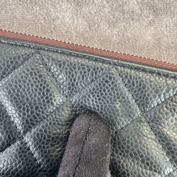 Chanel Black Classic Caviar Quilted O Case Leather Pouch - Picture 6 of 16